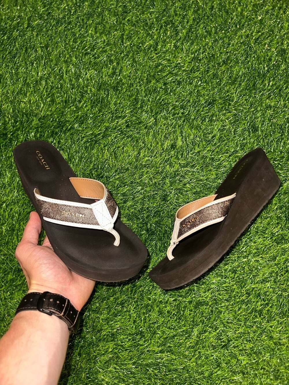Coach Signature Jolene Platform Wedge Flip Flop Sandals Brown White